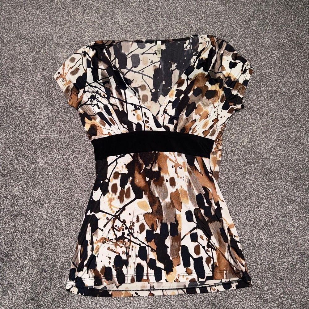 Linda Women's‎ Brown, Black & White Short Sleeve Top w/ Black Band Waist Detail